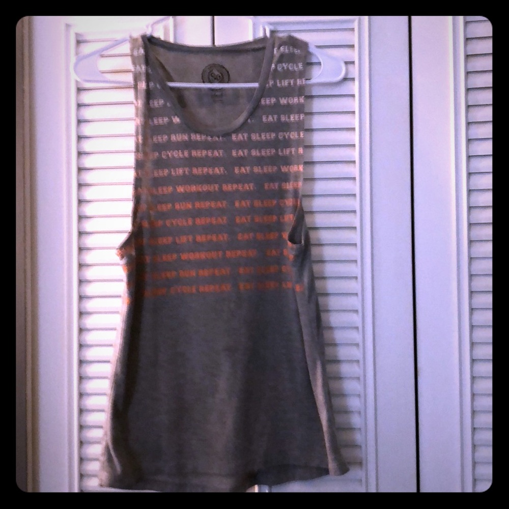 Sleeveless tee